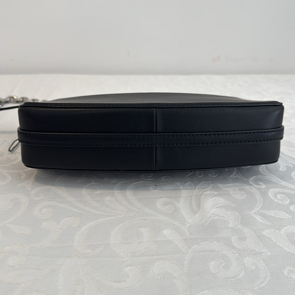 Marc Jacobs Shoulder Bag - Picture 7 of 15